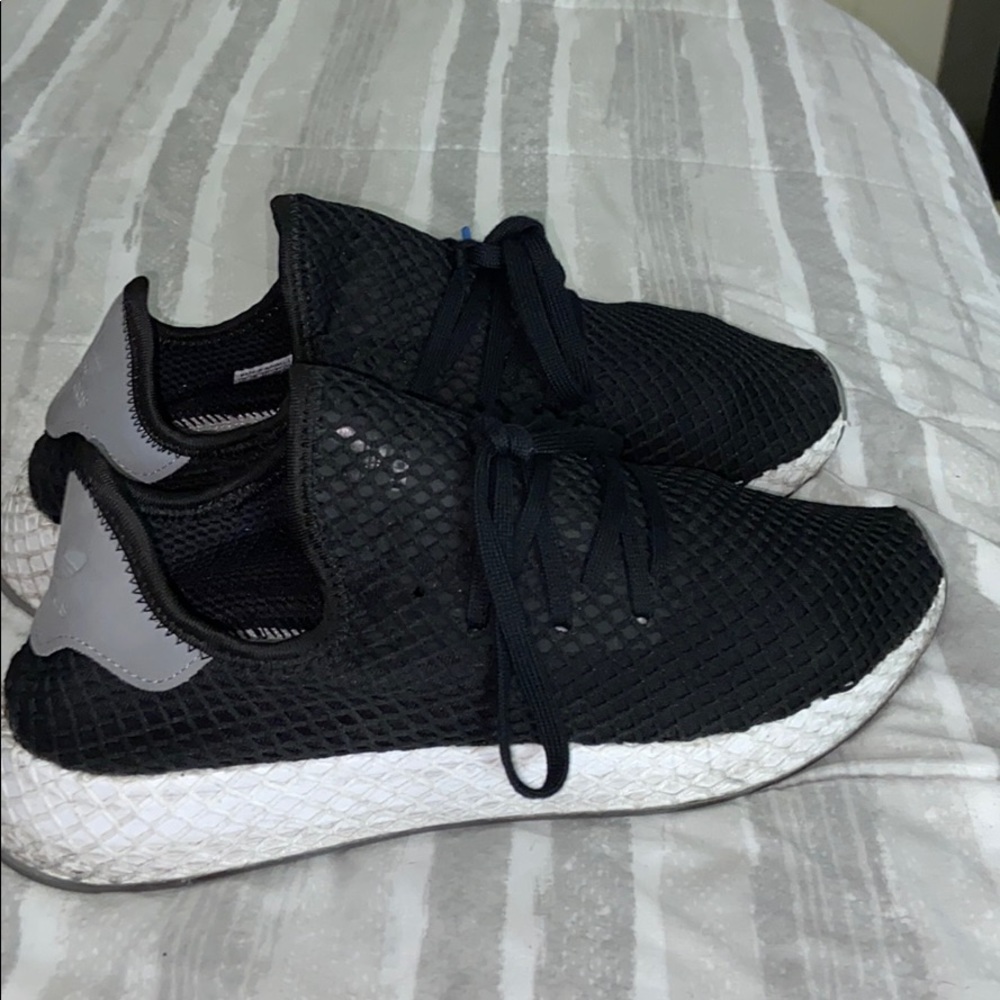 Used Adidas Deerupts for men. Size 12